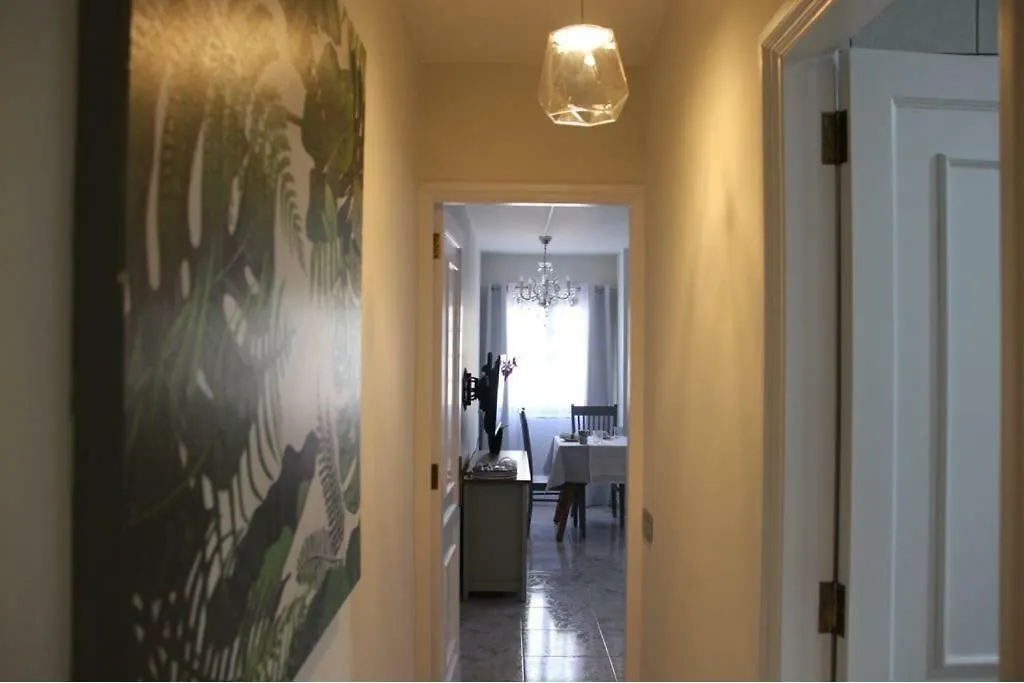 גראן טאראחל Apartamentos Esmeralda 0*, גראן טאראחל